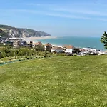 The Old Fenwick House Апартаменты