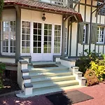 The Old Fenwick House Hautot-sur-Mer