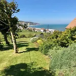 The Old Fenwick House Апартаменты