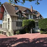 The Old Fenwick House Hautot-sur-Mer