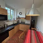 The Old Fenwick House