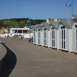 The Old Fenwick House Апартаменты *