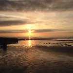 The Old Fenwick House Апартаменты *