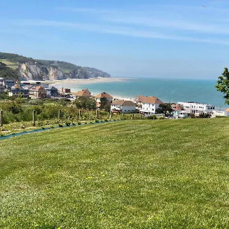 The Old Fenwick House 아파트