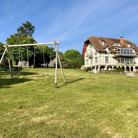 아파트 The Old Fenwick House