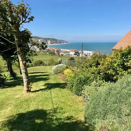 The Old Fenwick House 아파트