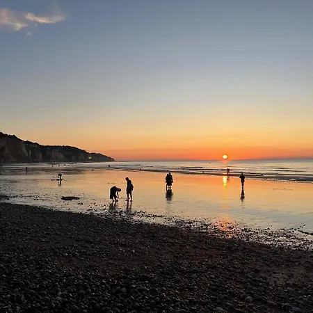 The Old Fenwick House Apartment *