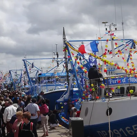 The Old Fenwick House *