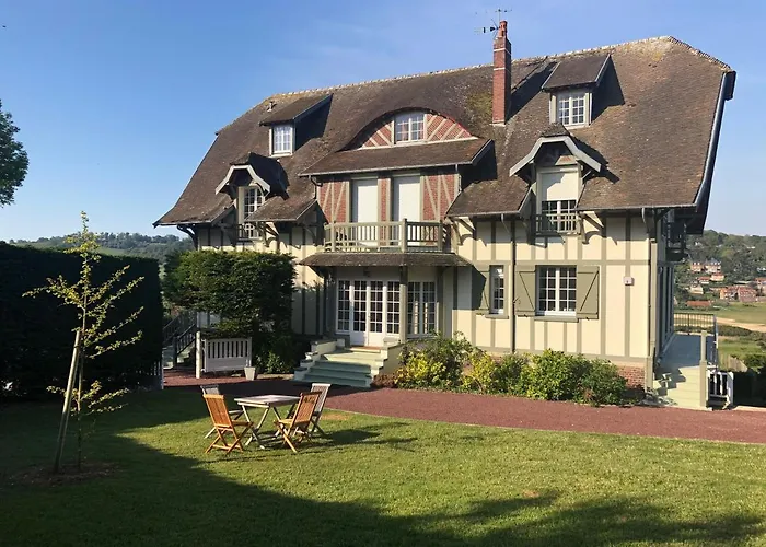 The Old Fenwick House * Hautot-sur-Mer