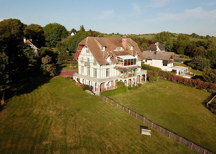 The Old Fenwick House Apartment