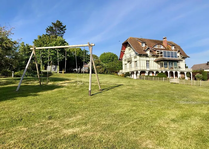 Apartment The Old Fenwick House