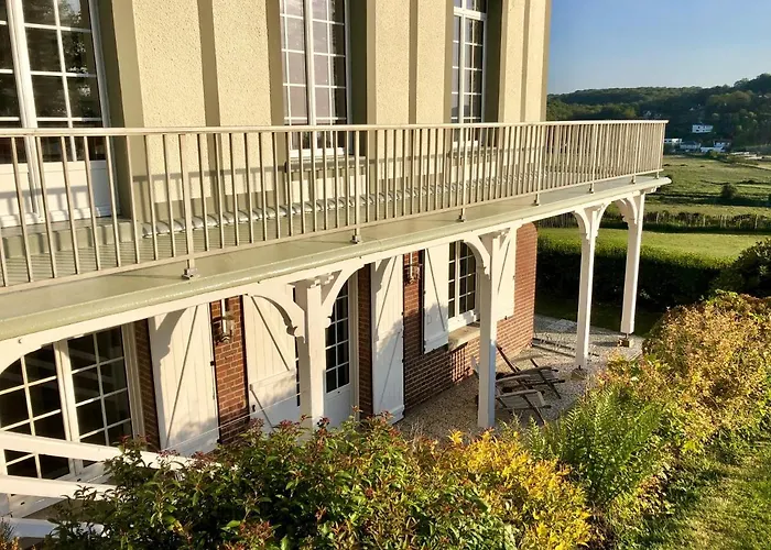 Apartment The Old Fenwick House