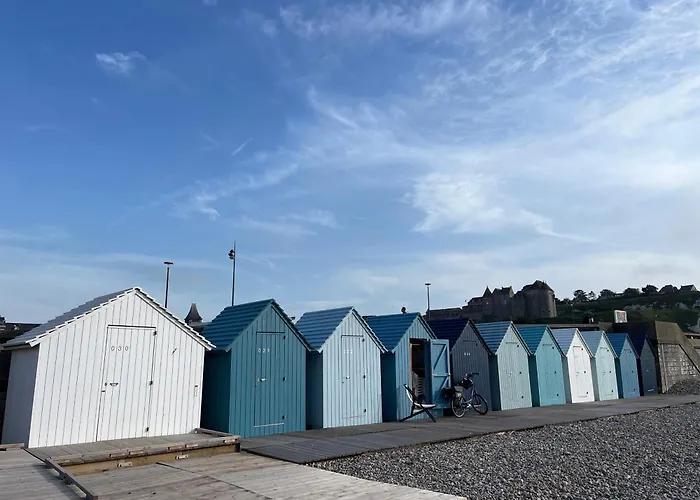 The Old Fenwick House *