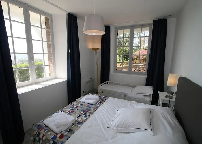 Apartment The Old Fenwick House