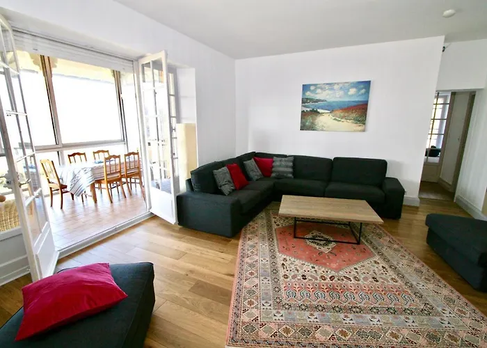 The Old Fenwick House Apartment *